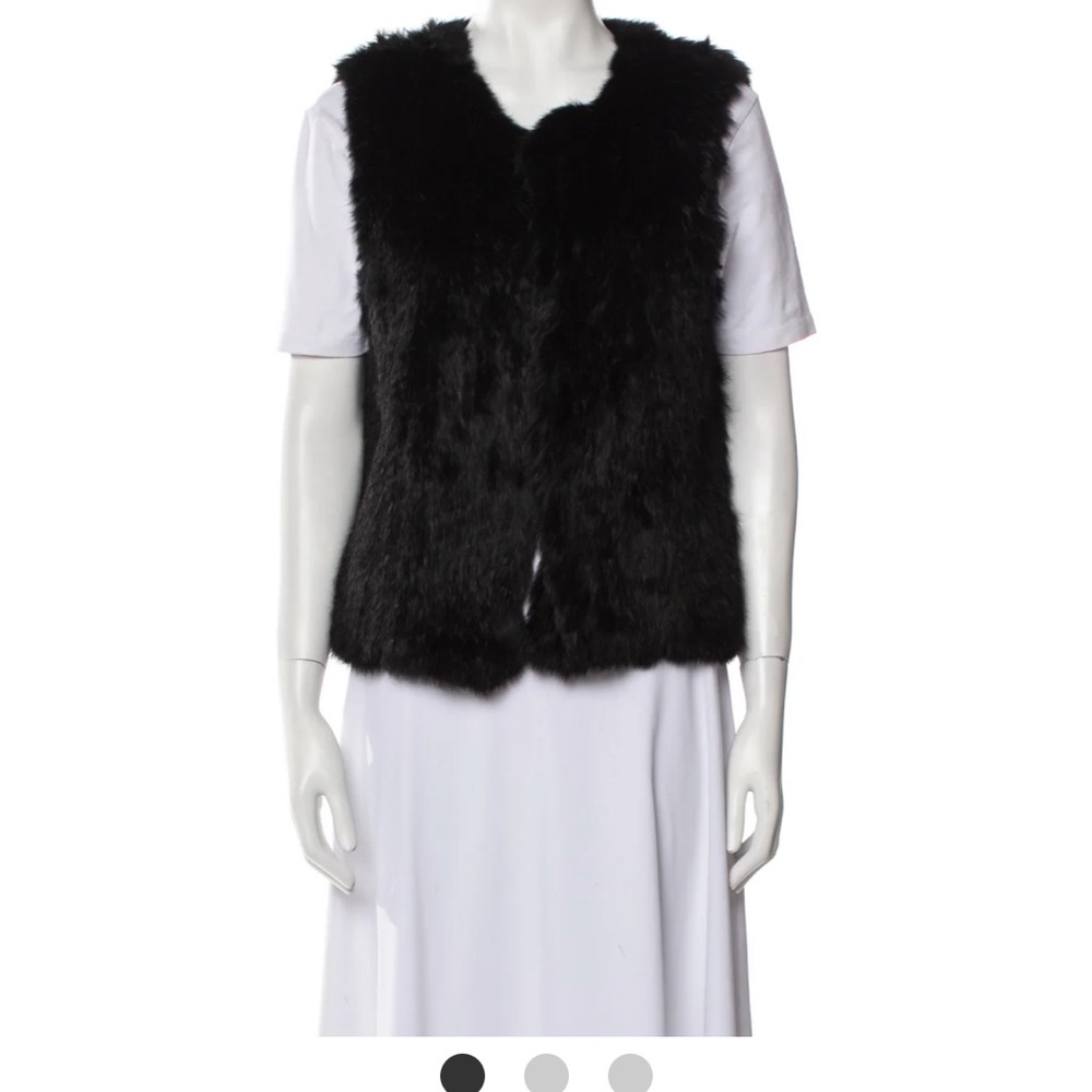 525 America Black fur vest